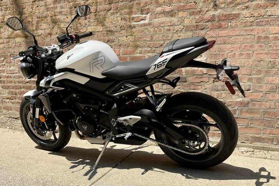 New 2025 Triumph Street Triple 765 R
