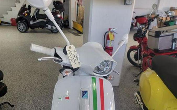 2022 Vespa Sprint 50 Justin Bieber x Vespa