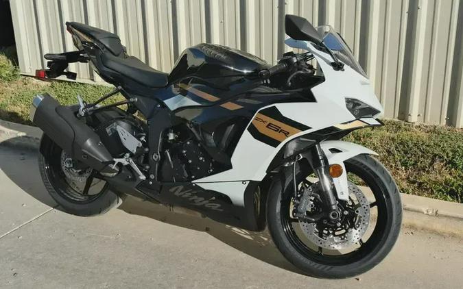 New 2026 KAWASAKI NINJA ZX6R ABS
