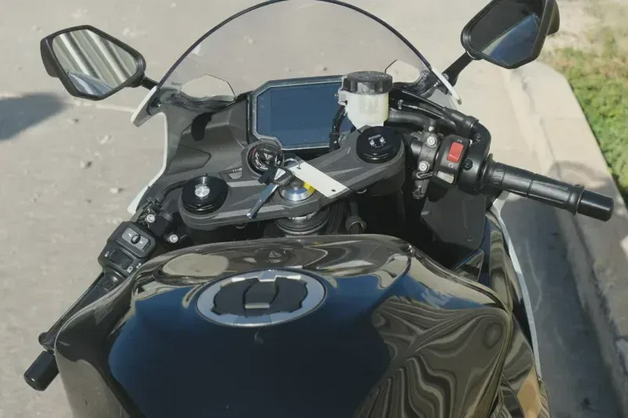 New 2026 KAWASAKI NINJA ZX6R ABS