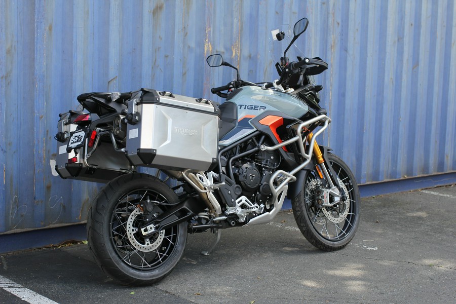 2026 Triumph Tiger 900 Desert Ediition