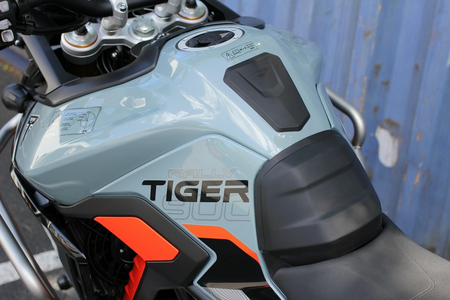 2026 Triumph Tiger 900 Desert Ediition