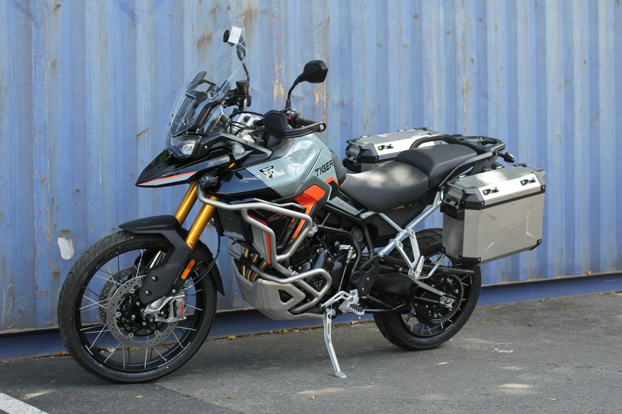 2026 Triumph Tiger 900 Desert Ediition