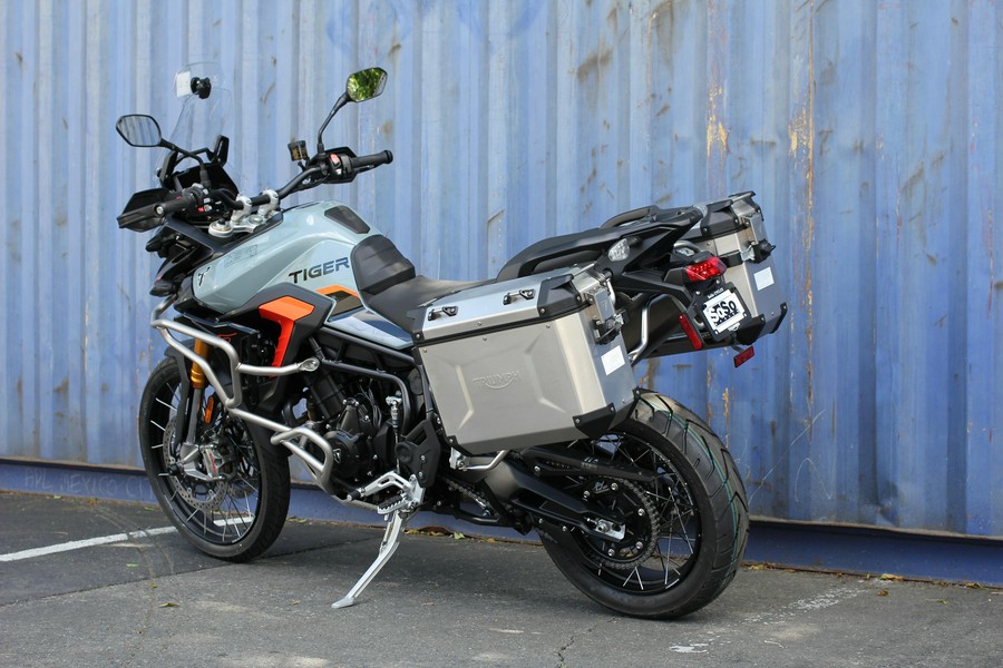 2026 Triumph Tiger 900 Desert Ediition