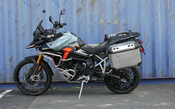 2026 Triumph Tiger 900 Desert Ediition