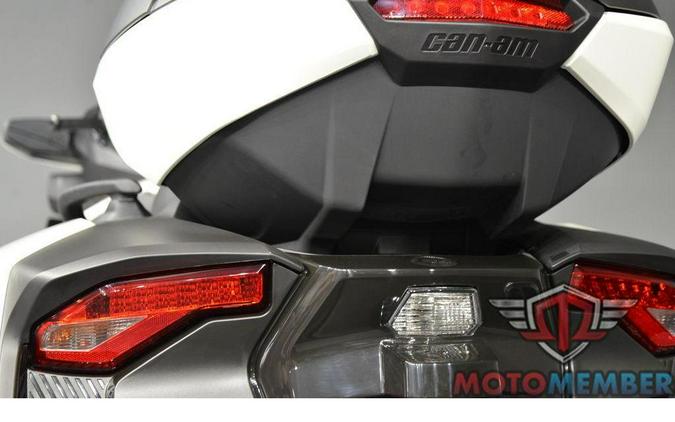 2026 Can-Am Spyder RT Limited Platine