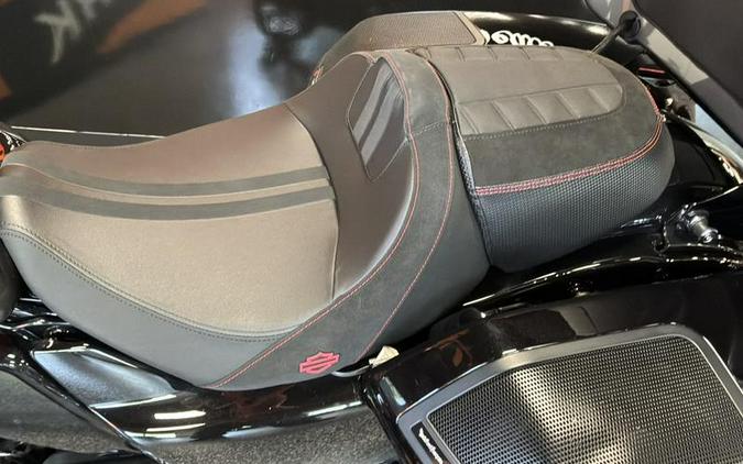 2025 Harley-Davidson® FLHXSE - CVO™ Street Glide® 135