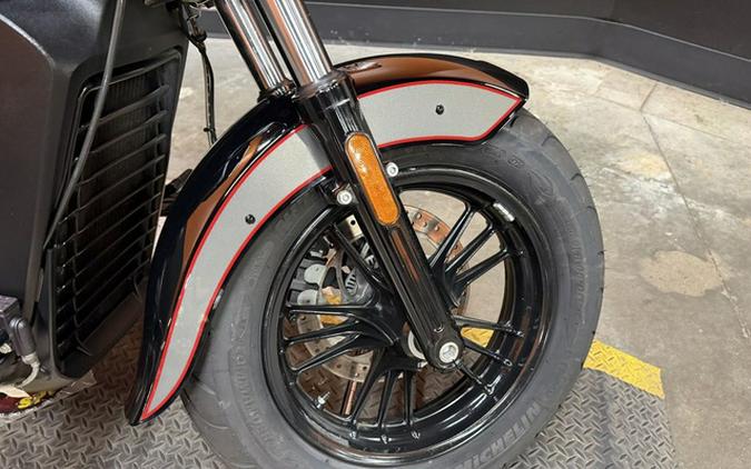 2018 Indian Scout Sixty ABS Thunder Black / Titanium Metallic