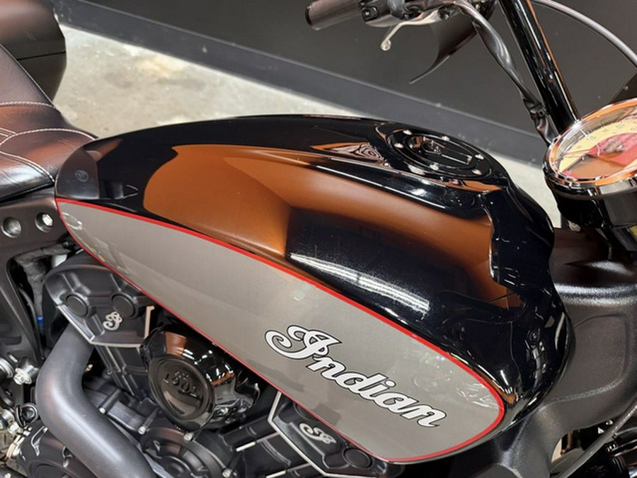 2018 Indian Scout Sixty ABS Thunder Black / Titanium Metallic