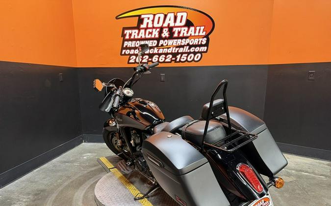 2018 Indian Scout Sixty ABS Thunder Black / Titanium Metallic