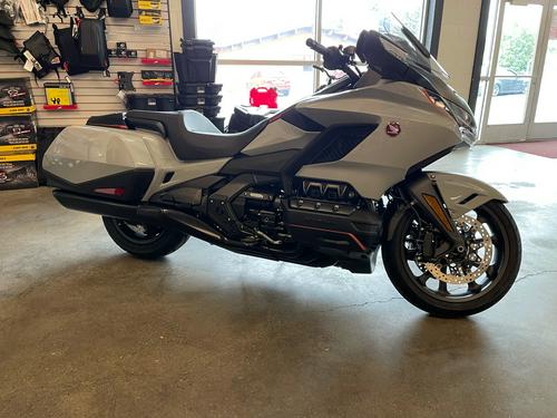 2021 Honda Gold Wing Tour DCT Review: Madonna Bound, Two-Up