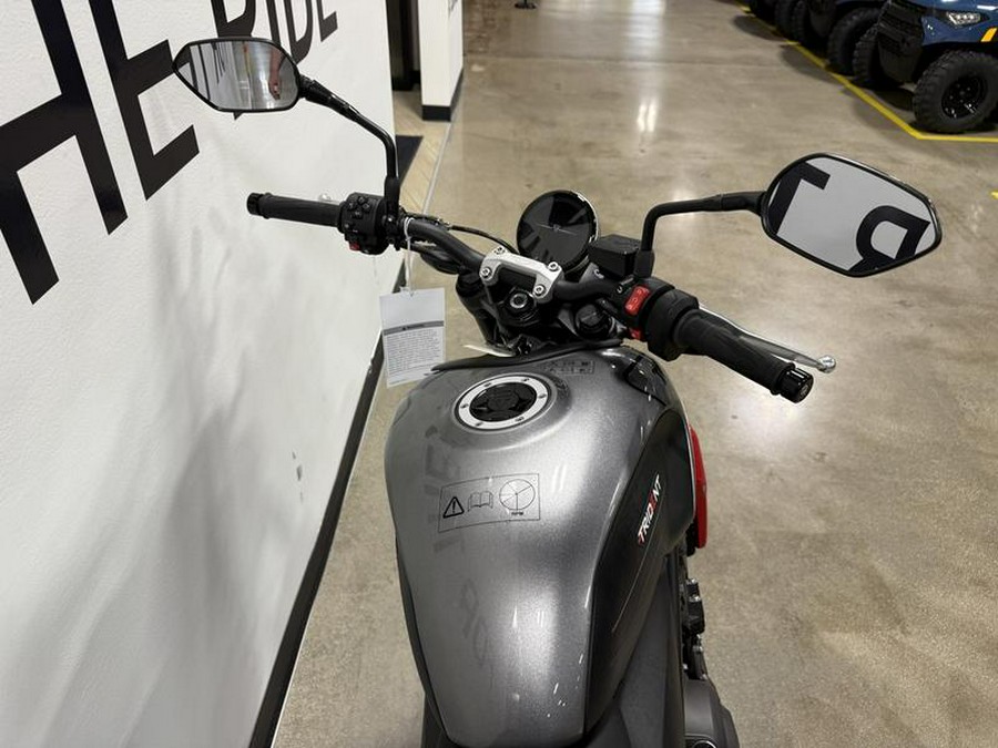 2023 Triumph Trident 660 Matte Baja Orange / Matte Storm Grey