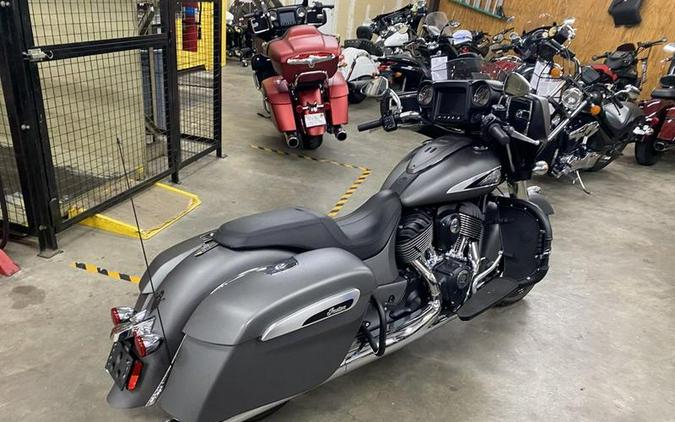 2020 Indian Motorcycle® Chieftain® Titanium Smoke