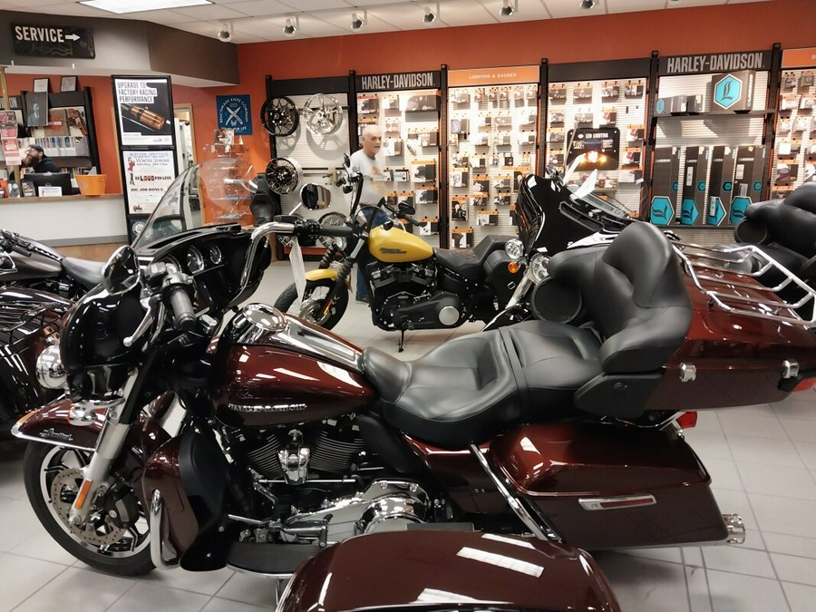 FLHTK 2018 Ultra Limited