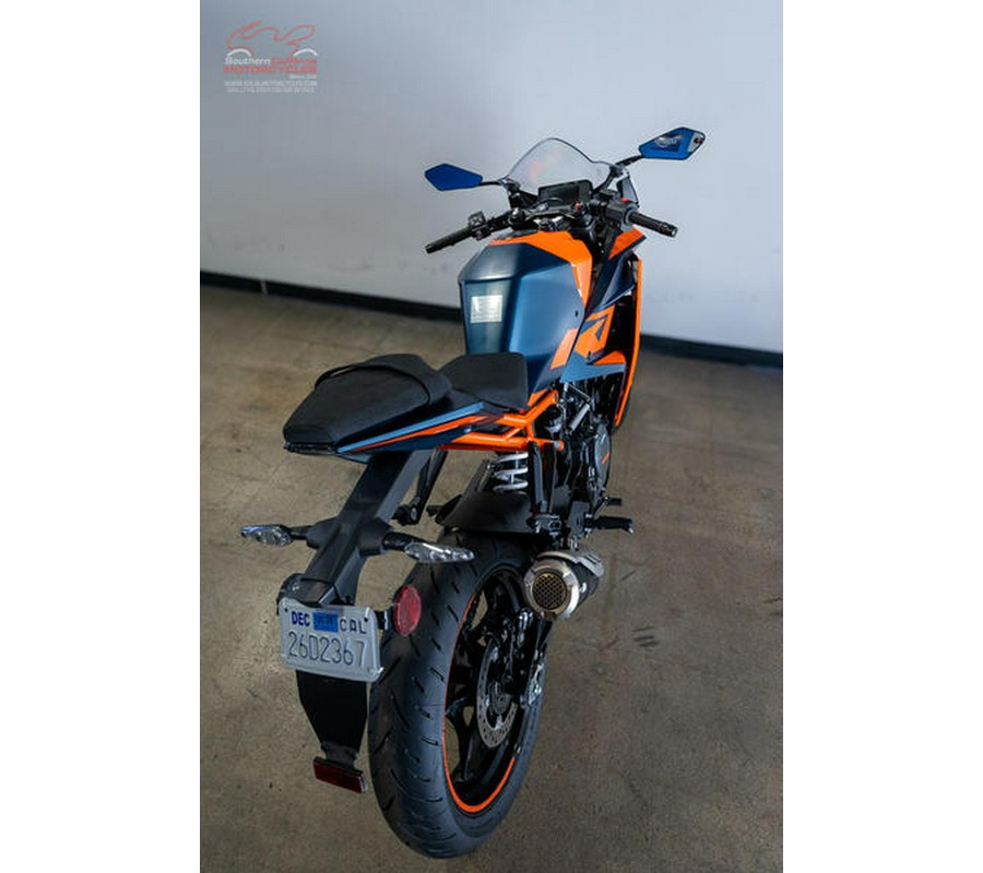 2023 KTM RC 390