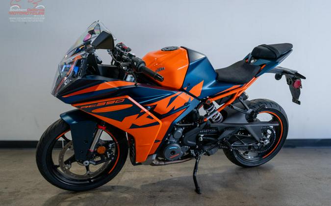 2023 KTM RC 390