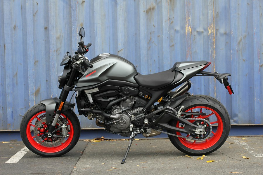 2026 Ducati Monster Plus