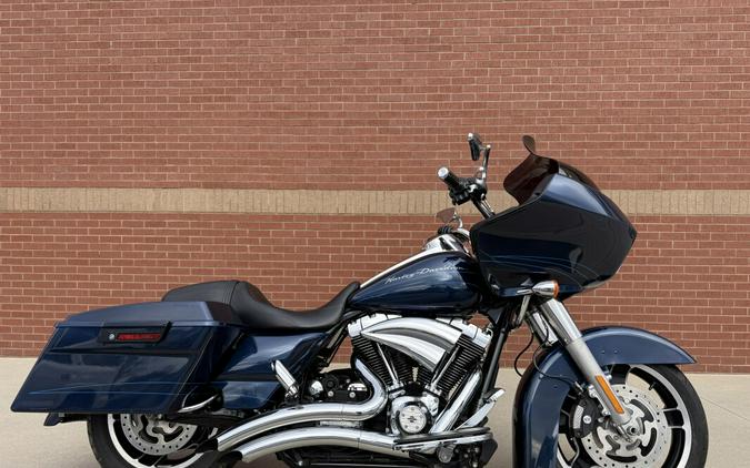 2013 Harley-Davidson® Road Glide® Custom Big Blue Pearl