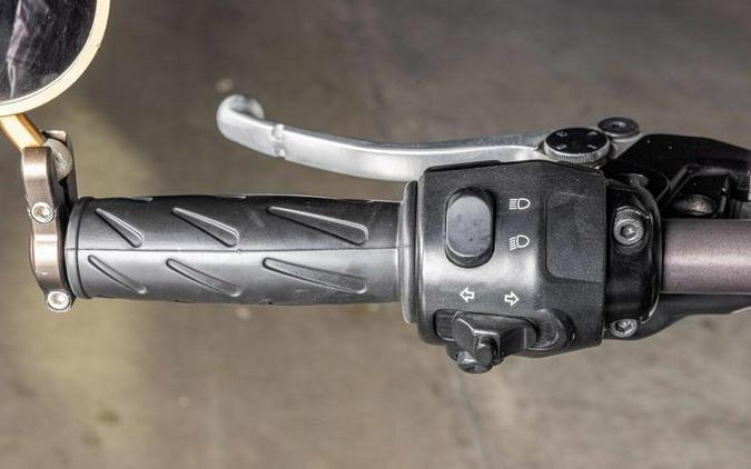 2015 TRIUMPH Thruxton A2 Standard - FT669774