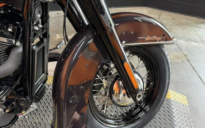 2021 Harley-Davidson Softail FLHCS - Heritage Classic 114