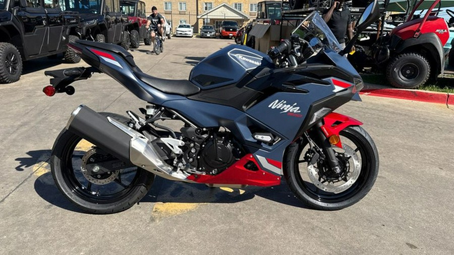 2026 Kawasaki Ninja 500 ABS Metallic Matte Twilight Blue