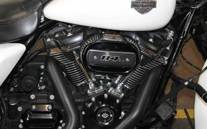 2024 Harley-Davidson® Road King® Special White Onyx Pearl