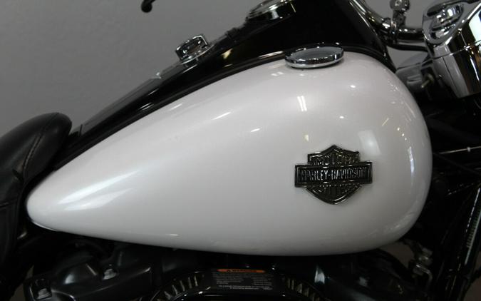 2024 Harley-Davidson® Road King® Special White Onyx Pearl
