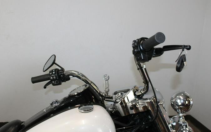 2024 Harley-Davidson® Road King® Special White Onyx Pearl