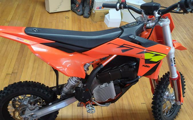 2025 SX-E 5 - KTM