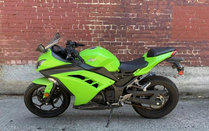 Used 2015 Kawasaki EX300AES NINJA