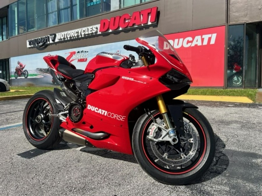2013 Ducati Superbike 1199 Panigale R ABS