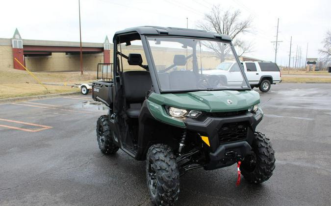 2024 Can-Am® SSV DEF DPS 64 HD10 GN 24 GREEN