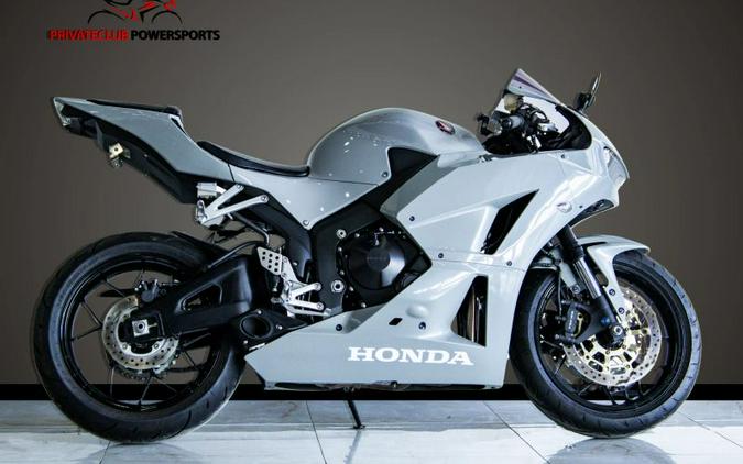 2025 Honda CBR600RR