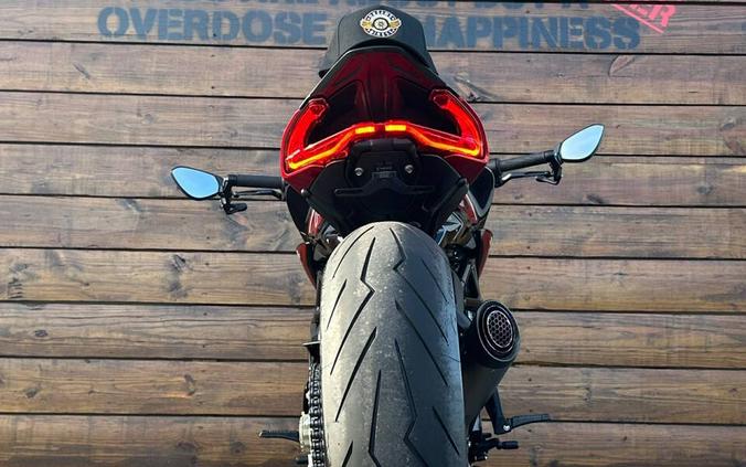 2022 MV Agusta Dragster RR