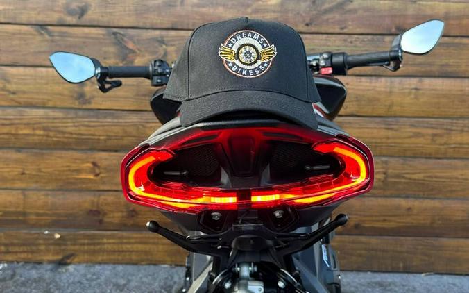 2022 MV Agusta Dragster RR