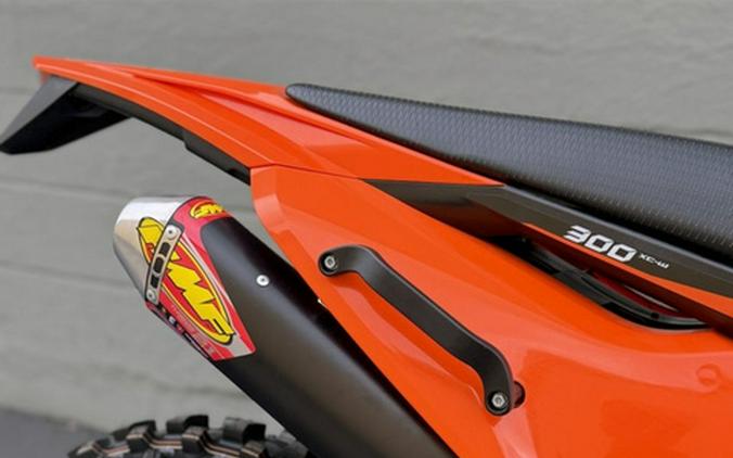 2027 KTM XC 300 W