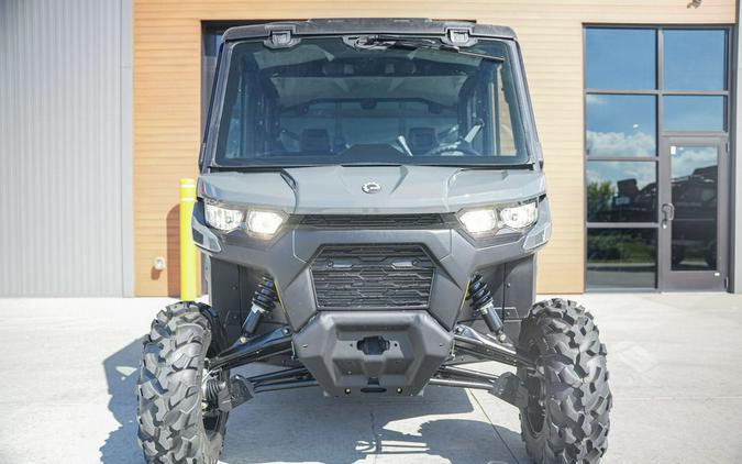 2027 Can-Am® Defender MAX DPS CAB HD10 Dolomite Grey