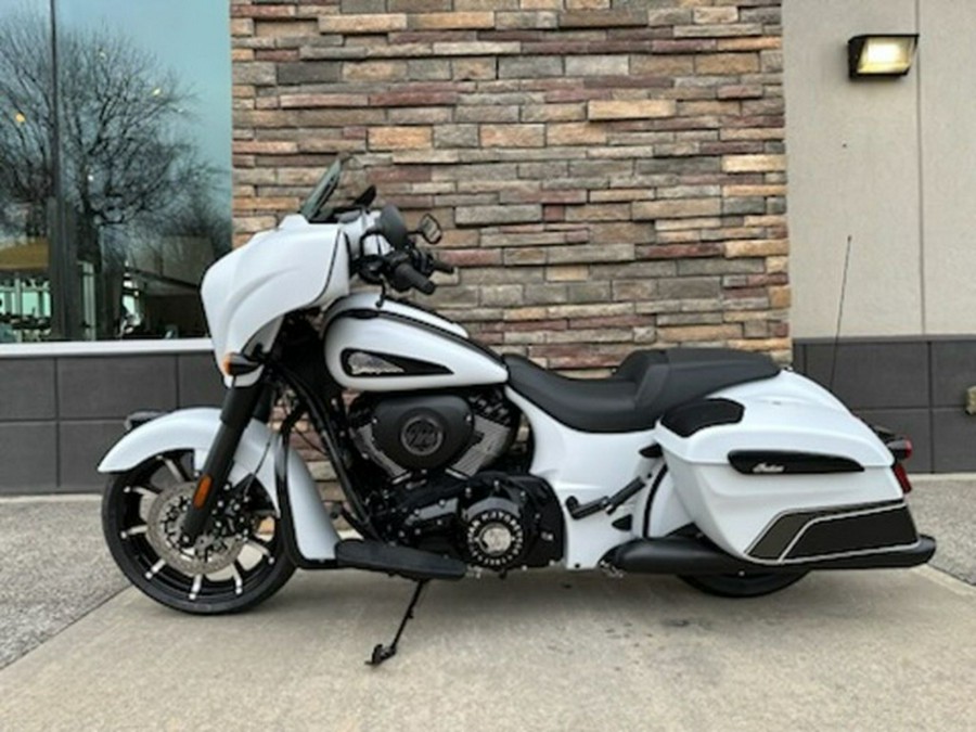 2024 Indian Chieftain Dark Horse w/Powerband Audio Pkg Ghost