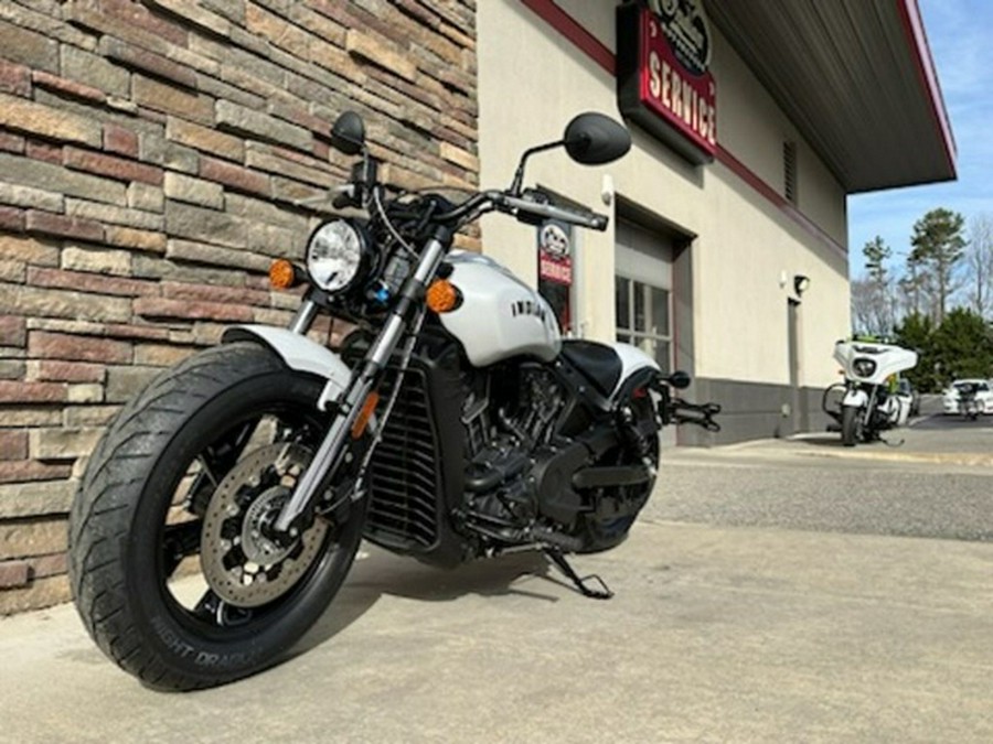 2024 Indian Scout Bobber Sixty ABS Ghost White Metallic