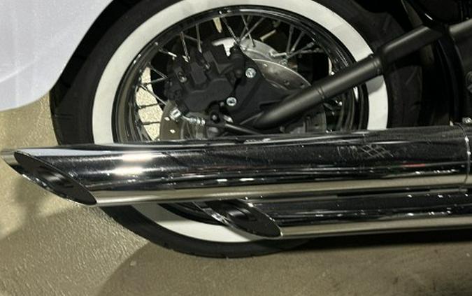 2026 Kawasaki Vulcan® 900 Classic