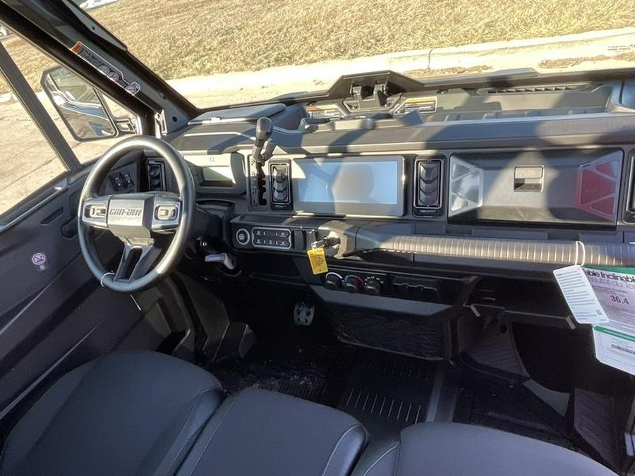 2026 Can-Am® Defender HD11 XT Cab Black