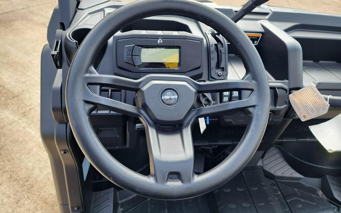 2025 Can-Am DEFENDER MAX DPS 62 HD9