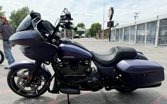 2025 Harley-Davidson® Road Glide® Purple Abyss Denim - Black Finish