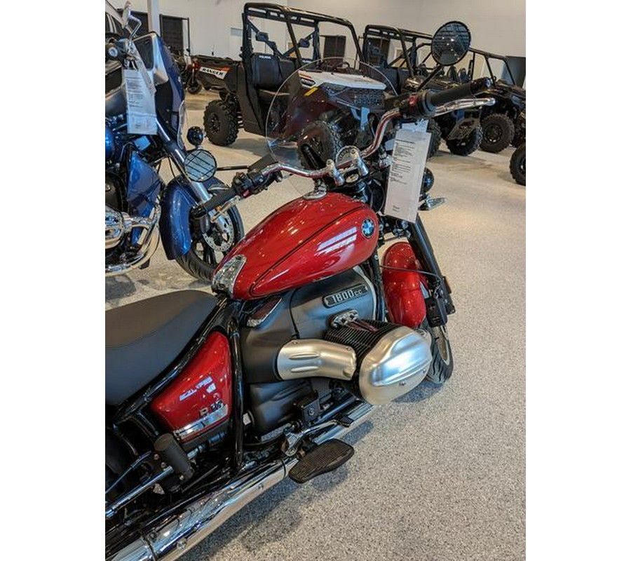 2023 BMW R 18 Classic Mars Red Metallic