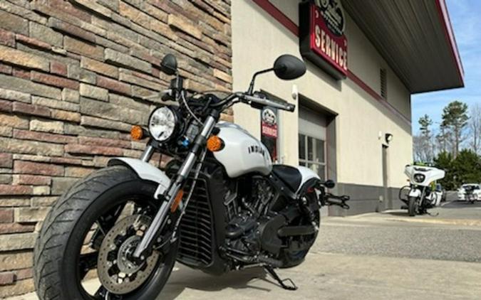 2024 Indian Scout Bobber Sixty ABS Ghost White Metallic