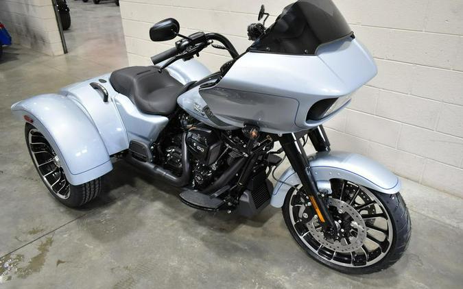 2024 Harley-Davidson® FLTRT - Road Glide® 3