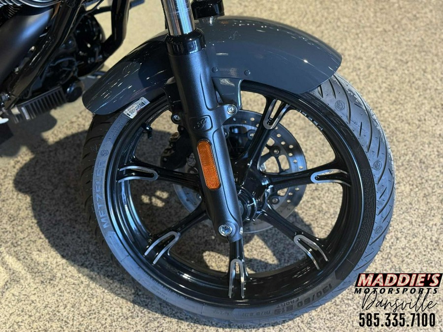 2025 Indian Motorcycle Chief Dark Horse®