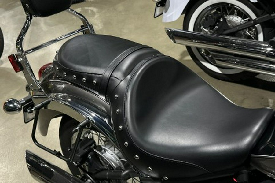 2026 Kawasaki Vulcan® 900 Classic LT