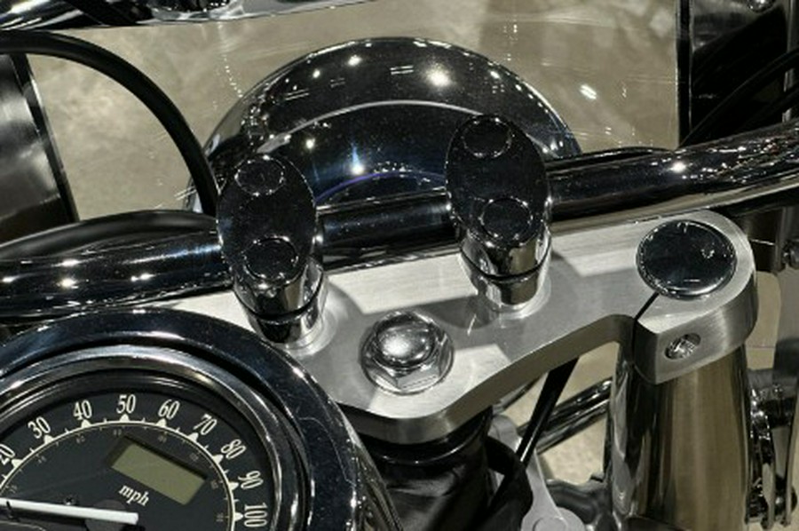 2026 Kawasaki Vulcan® 900 Classic LT