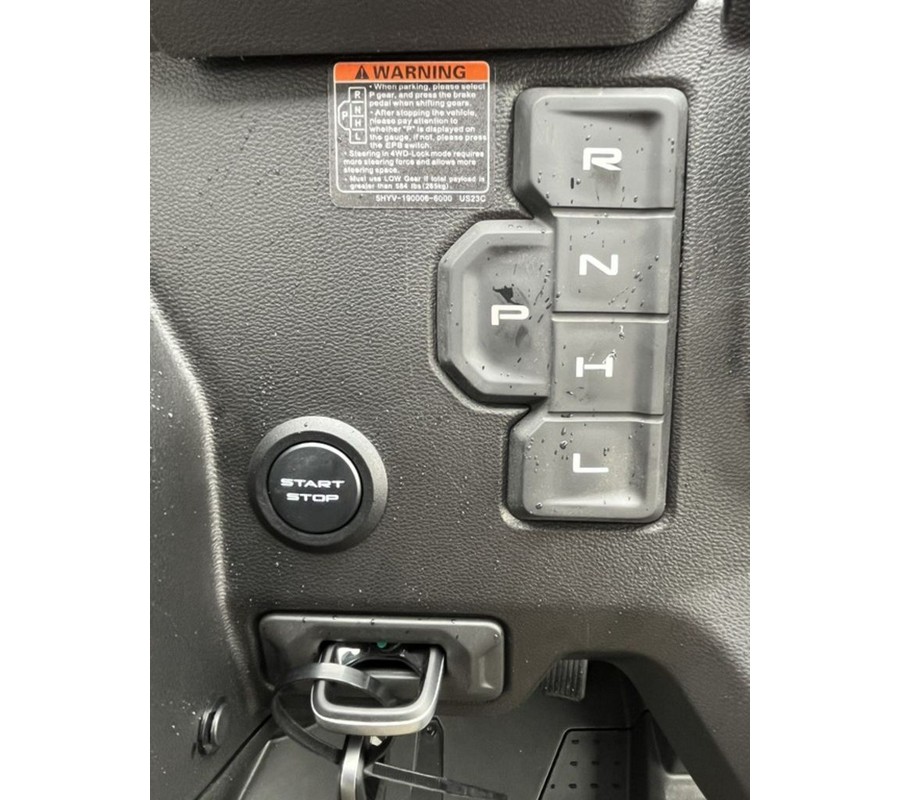 2025 CFMOTO UFORCE U10 Pro Nebula Black